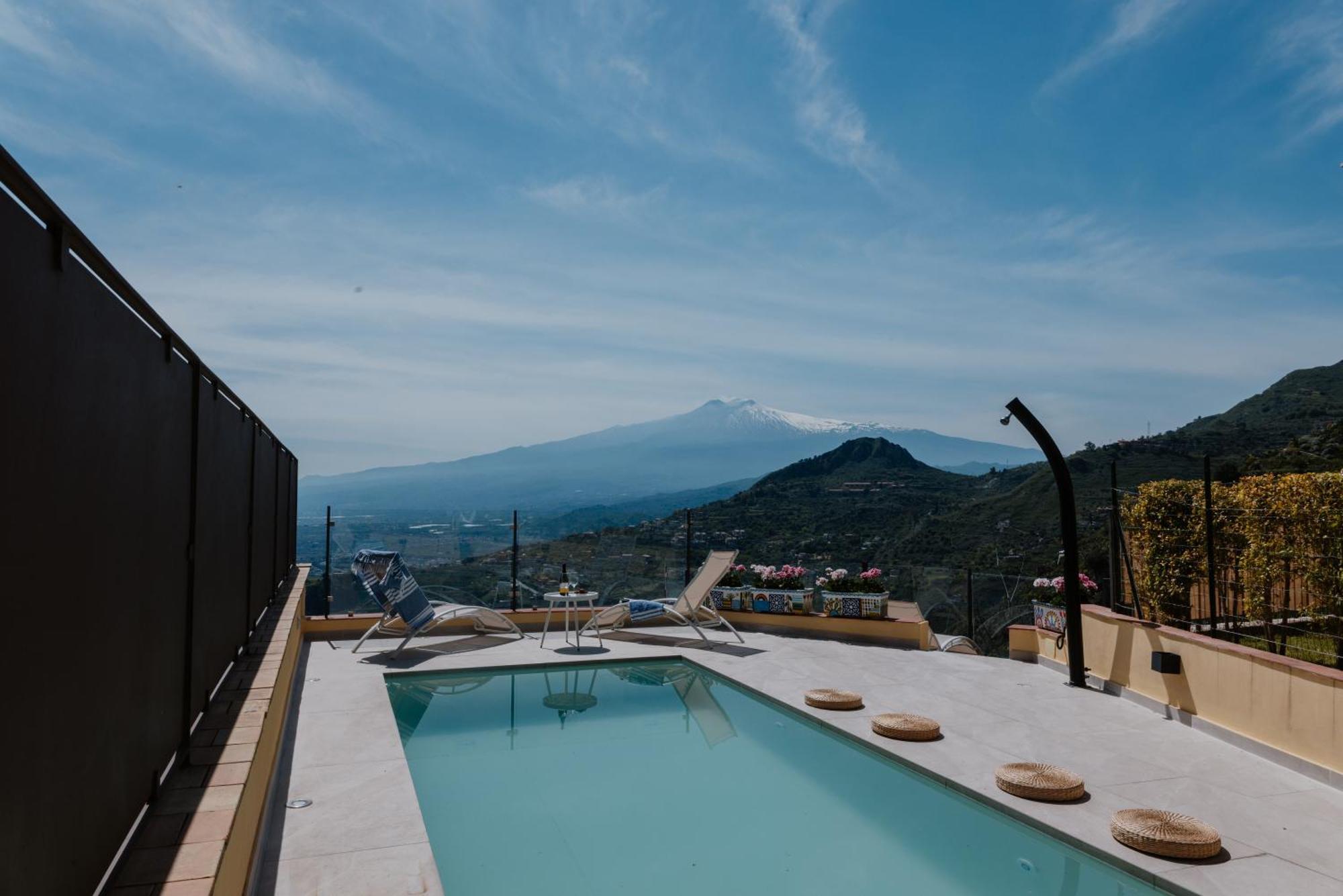 Villa Da Vinci Luxury Panoramic Apartments - Taormina Rooms Collection Екстериор снимка