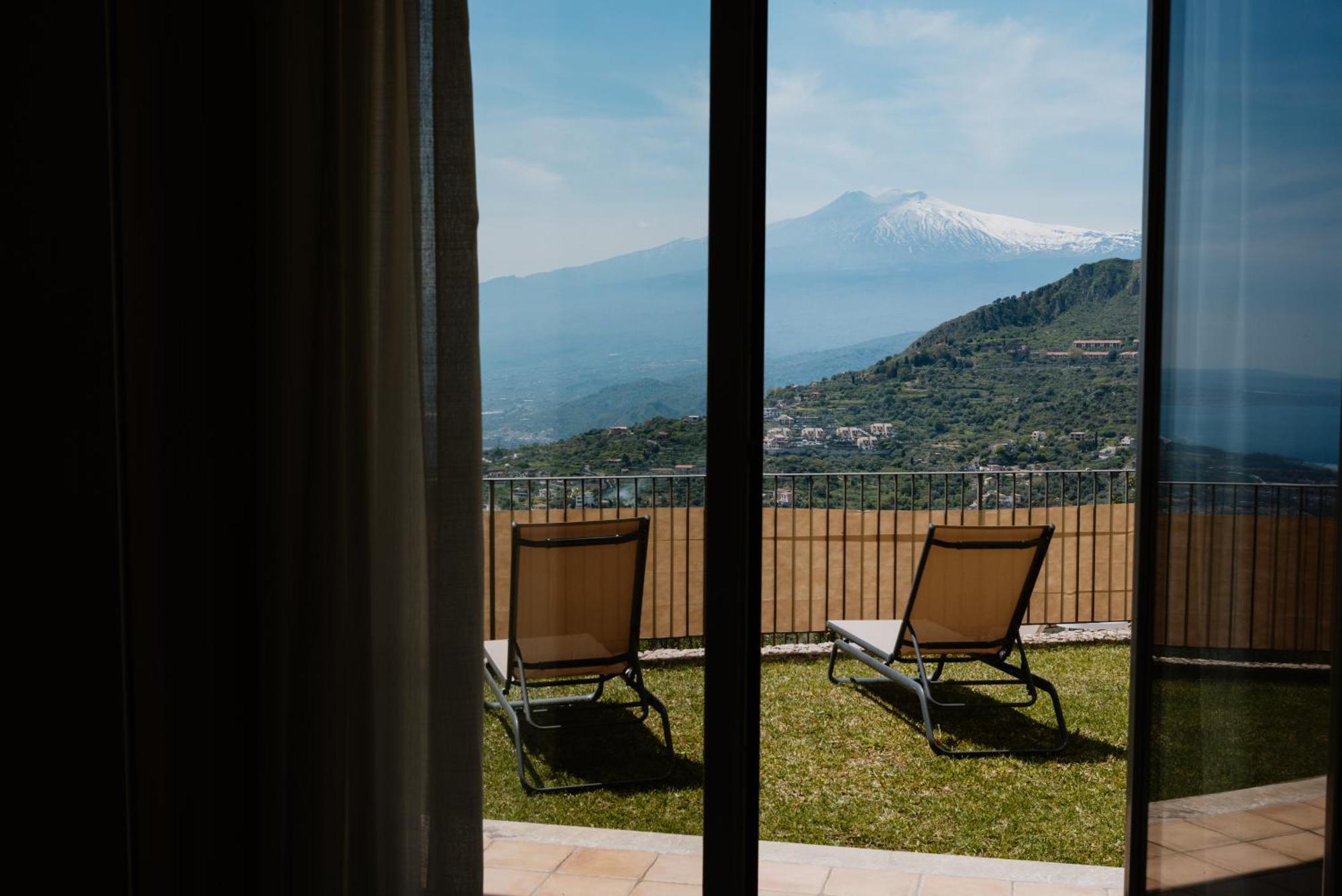 Villa Da Vinci Luxury Panoramic Apartments - Taormina Rooms Collection Екстериор снимка