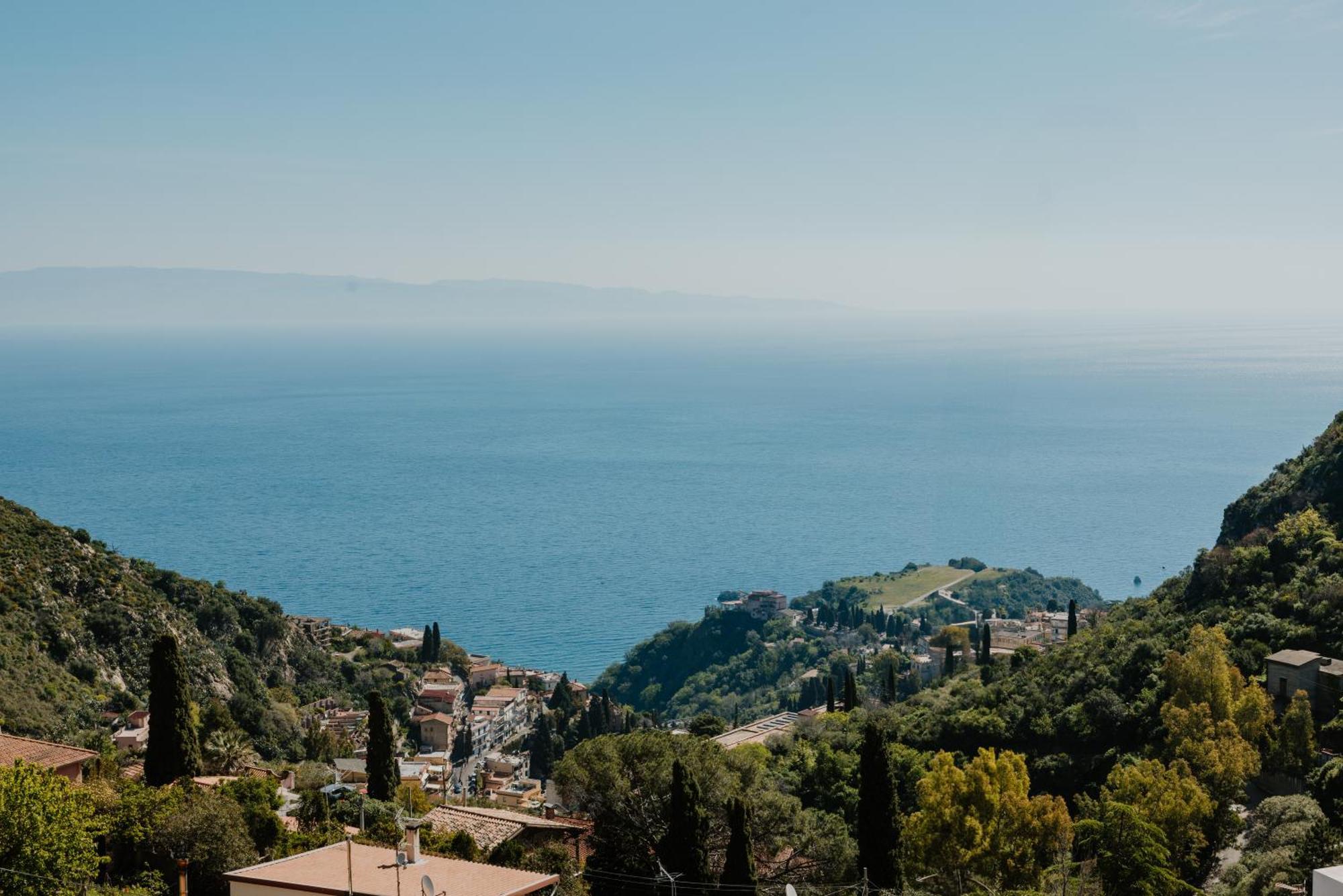 Villa Da Vinci Luxury Panoramic Apartments - Taormina Rooms Collection Екстериор снимка
