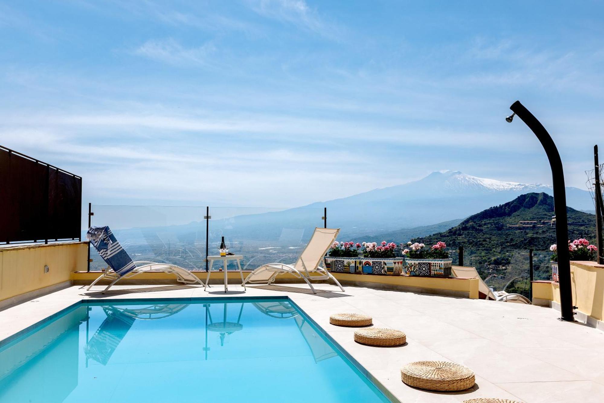 Villa Da Vinci Luxury Panoramic Apartments - Taormina Rooms Collection Екстериор снимка